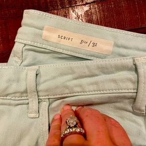 Pilcro cropped denim, size 31, frayed, Beach Vibes! Pastel tiffany blue color.